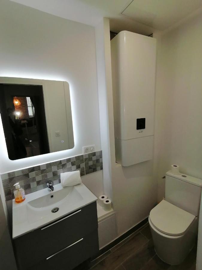 Le Vieux Laval Apartment Laval  Bagian luar foto