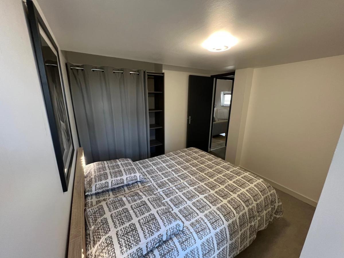 Le Vieux Laval Apartment Laval  Bagian luar foto